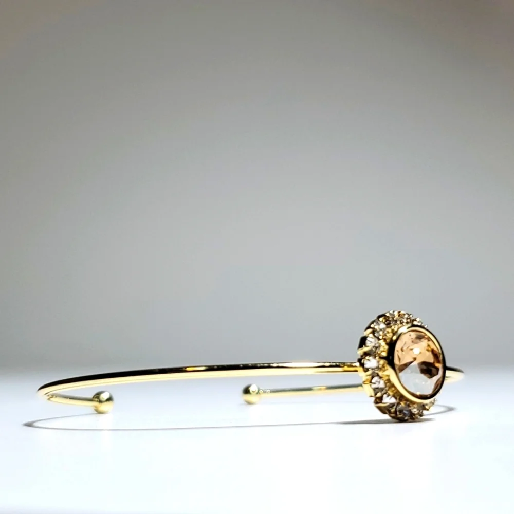 Ted Baker London Light Champagne Swarovski Crystal Sappelle Daisy Lace Fine Cuff